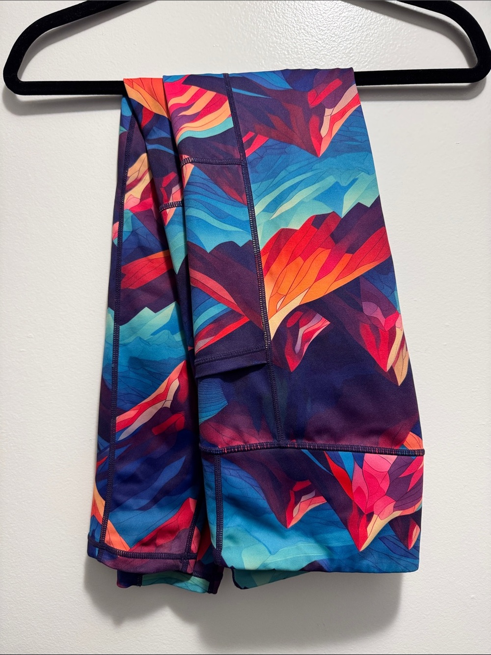 Constantly Varied Gear Multicolor Mountain Leggings, Size Large, Full Length